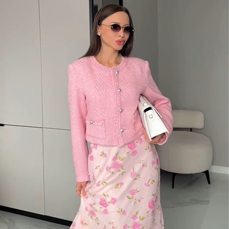 Damen elegante Kurzjacke mit strukturierter Oberfläche und femininen Details R&B