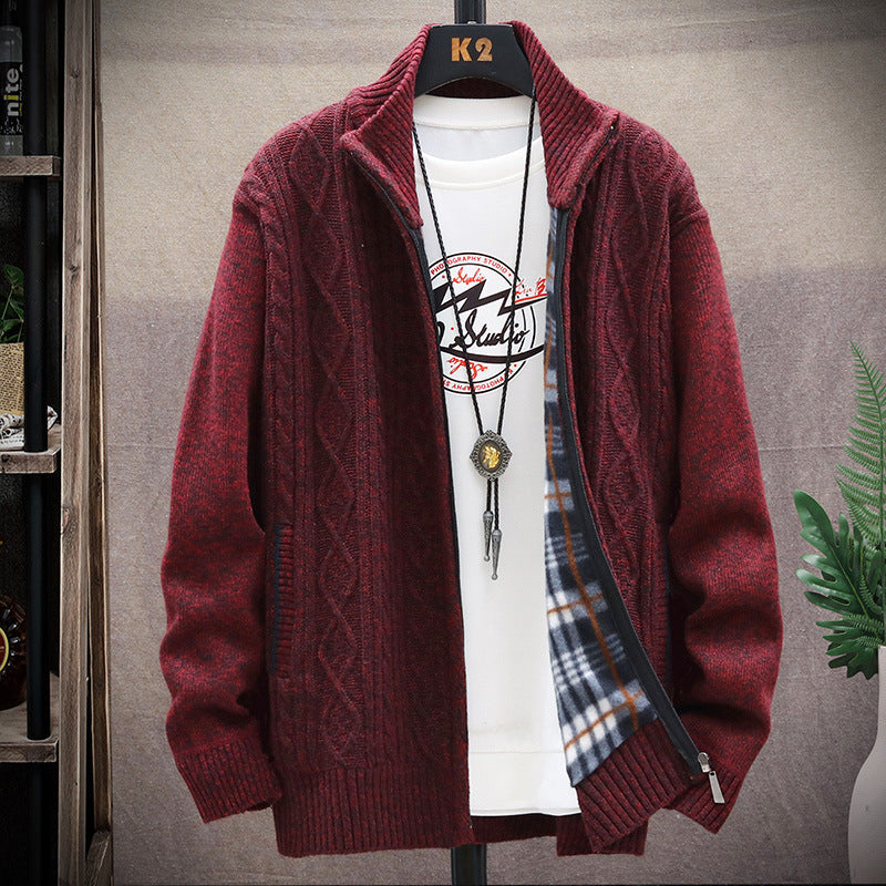Herren Strickjacke mit Kunstlederdetails und hohem Kragen