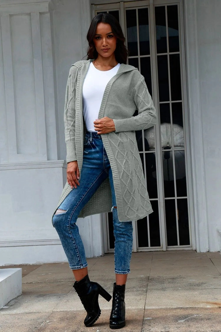 Damen Strickjacke mit Kapuze und stilvollem Zopfdesign R&B