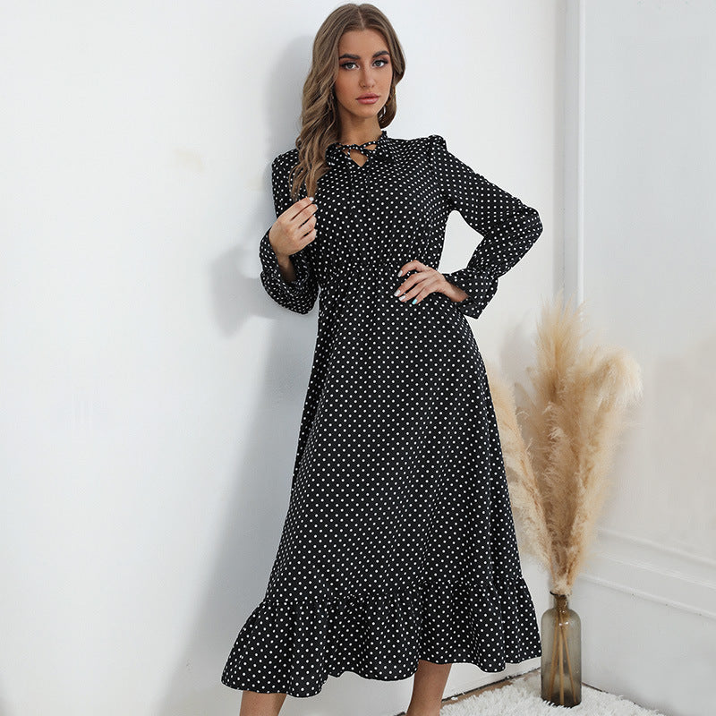 Damen Midi-Kleid mit punktiertem Design und voluminösem Saum R&B