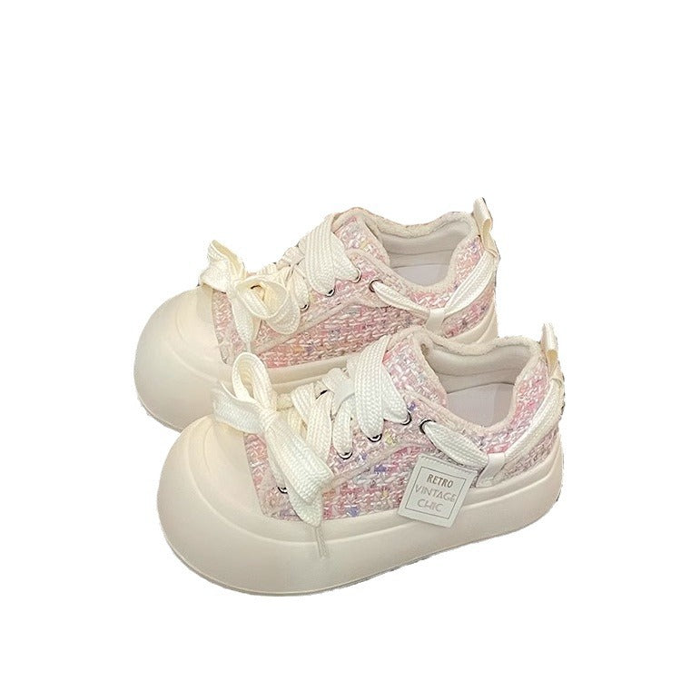 Damen Sneakers mit innovativer transparentem Füllung und modischen Schnür-Details