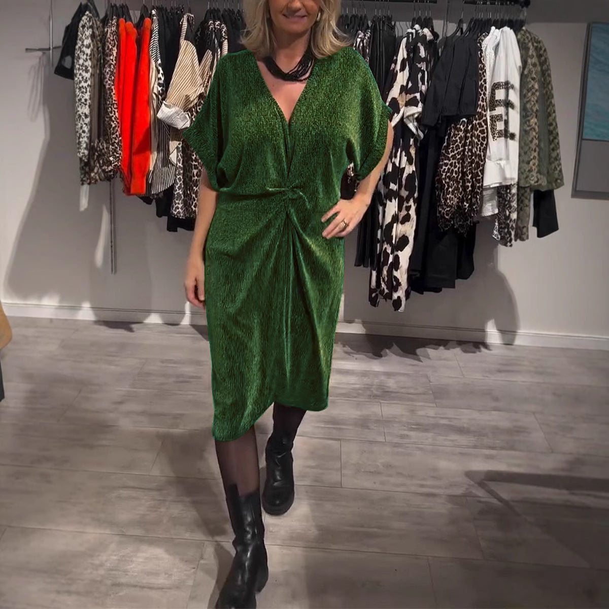 Damen Elegantes Wickelkleid mit strukturiertem Stoff und Taillengürtel R&B