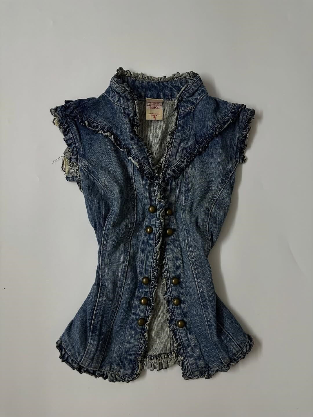 Damen Denim-Weste mit verspieltem Rüschendesign R&B