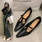Damen Ballerinas mit elegantem Riemchen und spitzem Zehenbereich