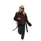 Damen modische cropped Jacke mit breitem Kragen und tailliertem Schnitt R&B
