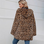 Damen Flauschige Jacke mit modernem Leopardenmuster und bequemen Taschen R&B