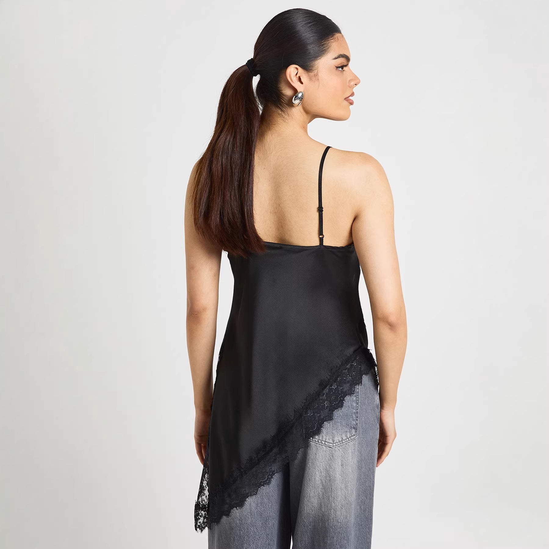 Damen Asymmetrisches Spitzen-Cami mit luxuriösen Details R&B
