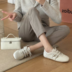 Damen Elegante Ledersneaker mit modischem Schnürsystem und komfortabler Innensohle R&B