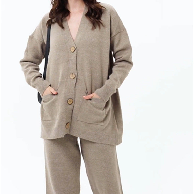 Damen gemütlicher Strick-Cardigan mit praktischen Taschen und Knopfdetails R&B