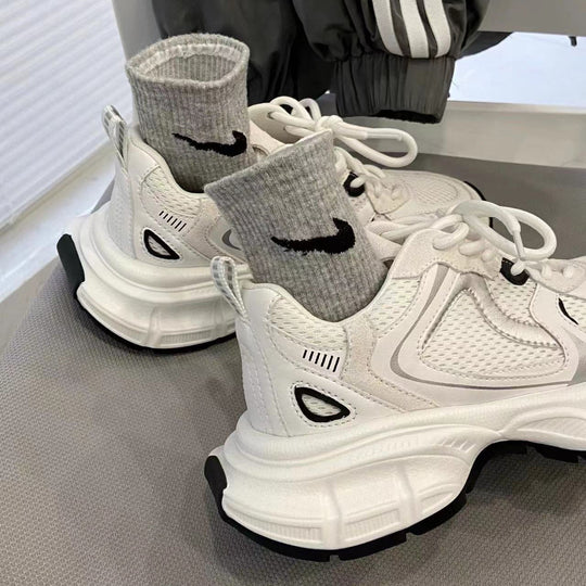 Damen Sportliche Chunky Sneakers mit atmungsaktiven Mesh-Einsätzen und robustem Sohlenprofil R&B