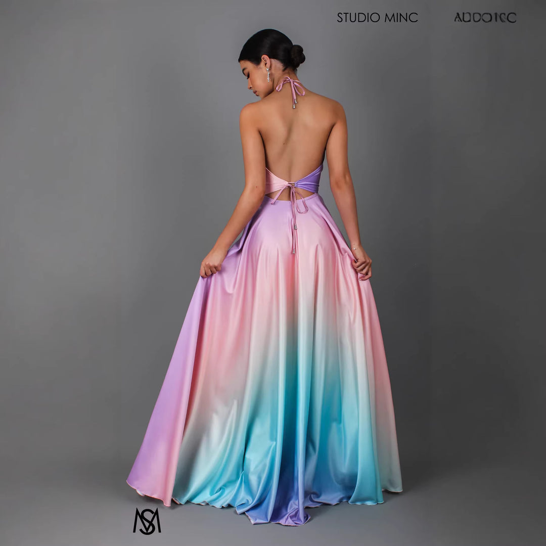 Damen Elegantes Maxikleid mit schickem Halterneck und geschmeidiger Satinoptik R&B