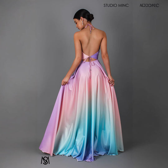 Damen Elegantes Maxikleid mit schickem Halterneck und geschmeidiger Satinoptik R&B