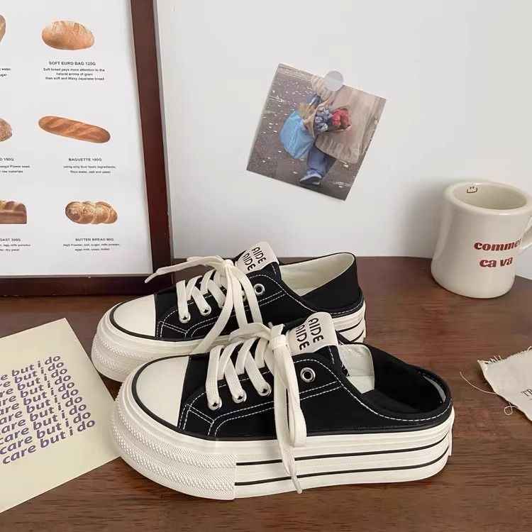 Damen Plateau-Slipper mit modischem Design und bequemer Schnürung