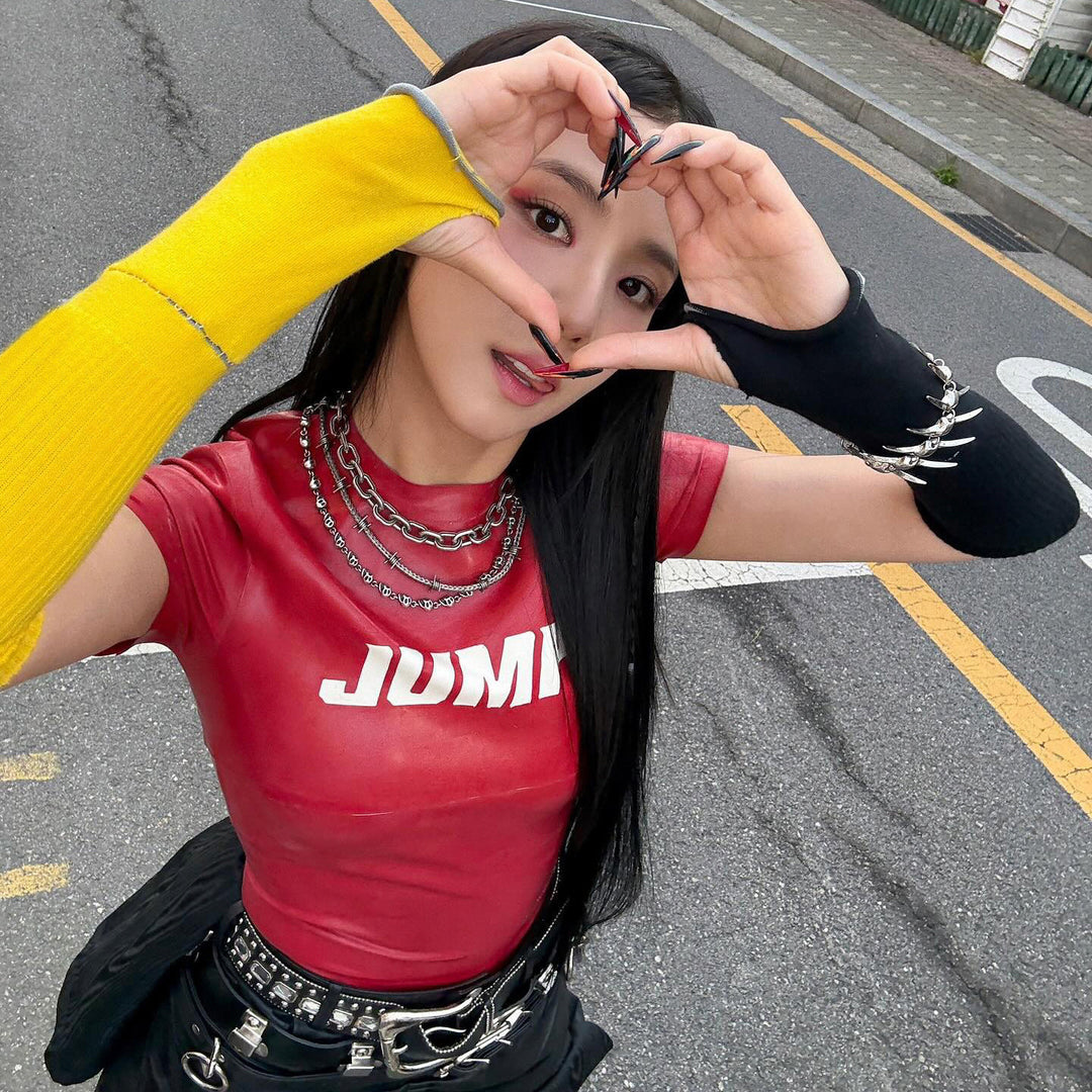 Damen Sportliches Kurzarmoberteil aus glänzendem Funktionsmaterial R&B