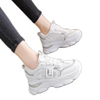 Damen Sportliche Chunky Sneakers mit modischen Akzenten