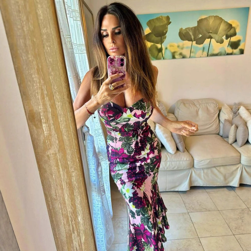 Damen Maxikleid im floralen Design mit schwingendem Saum und tiefem V-Ausschnitt R&B