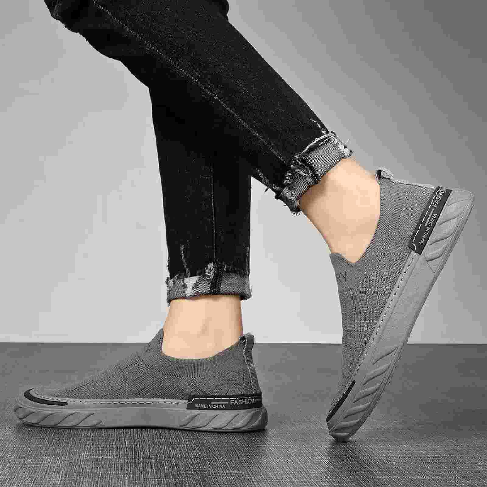 Damen Sportliche Slip-On Sneakers mit flexiblem Design und rutschfester Laufsohle R&B
