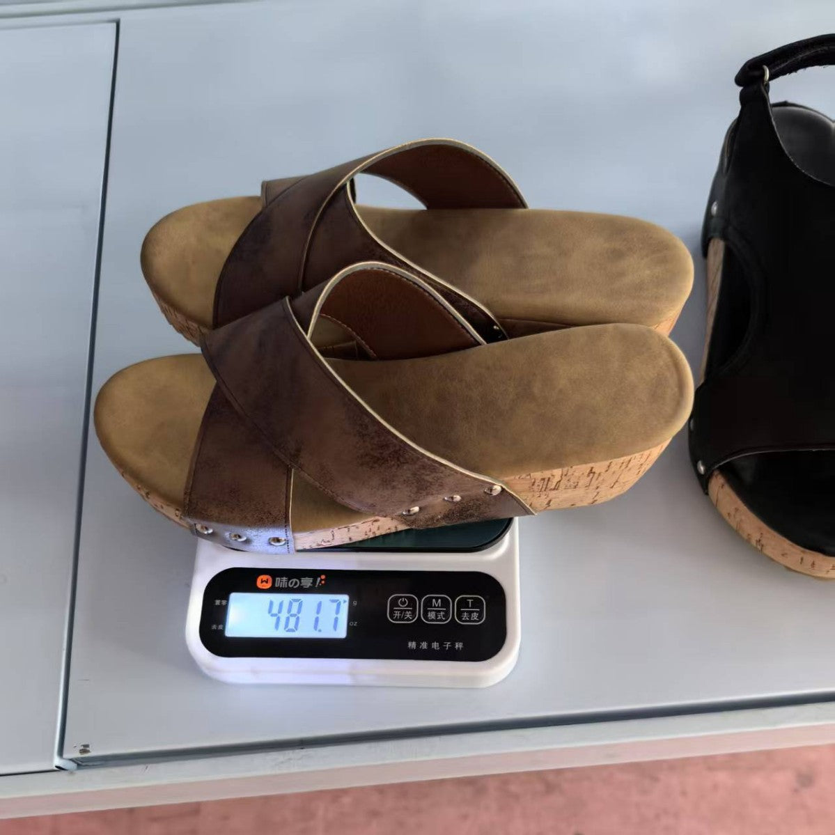 Damen Wedge-Sandalen mit ergonomischer Fußbettung und modischem Korkdesign R&B