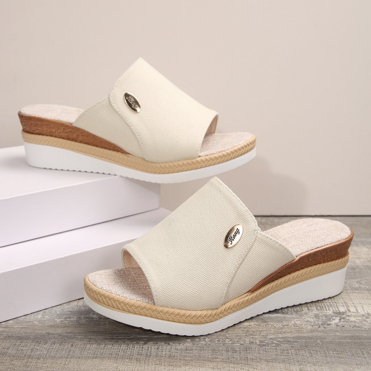 Damen Wedge-Sandalen mit eleganter Textil-Oberfläche und komfortabler Fußbettgestaltung R&B