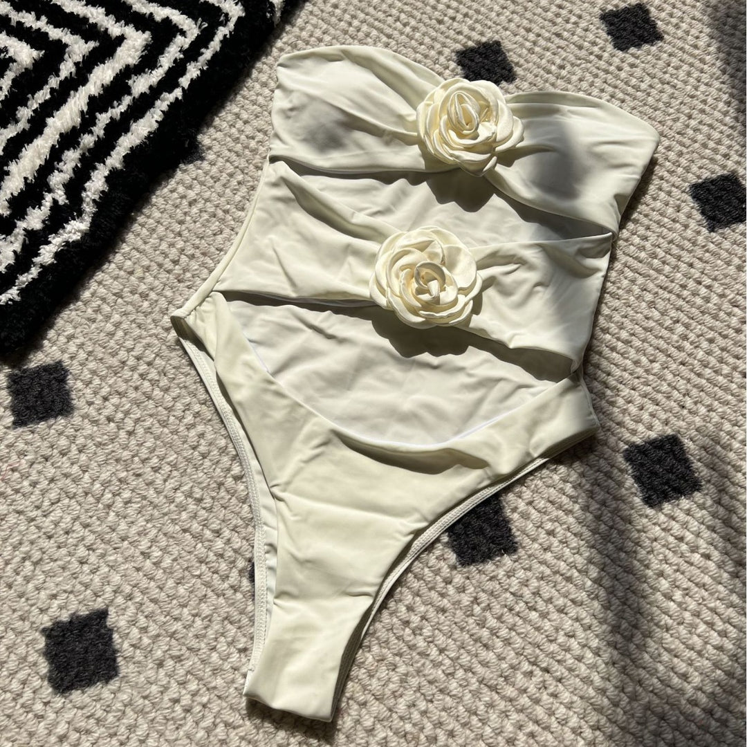Damen Bademode mit Blumenmotiv R&B