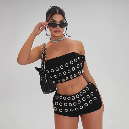 Damen Minirock mit kreativem Schnallendesign und kontrastierenden Ösen R&B