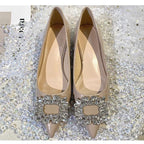 Damen elegante spitze Pumps mit funkelndem Schmuckdetail R&B