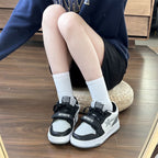 Damen Sneakers mit doppeltem Klettverschluss und atmungsaktiver Obermaterialstruktur
