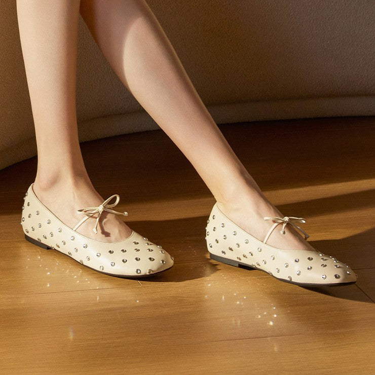 Damen Ballerinas mit funkelndem Strassbesatz und eleganter Schnürung