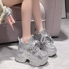 Damen High-Top Sneakers mit glitzernden Akzenten und robustem Profil