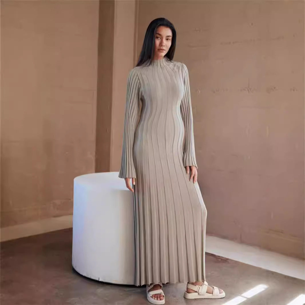 Damen Maxikleid mit elegantem Rippdesign und hochgeschlossenem Kragen R&B