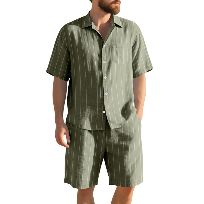 Herren Kurzarm-Pyjama-Set mit dezentem Streifenmuster und praktischer Brusttasche R&B