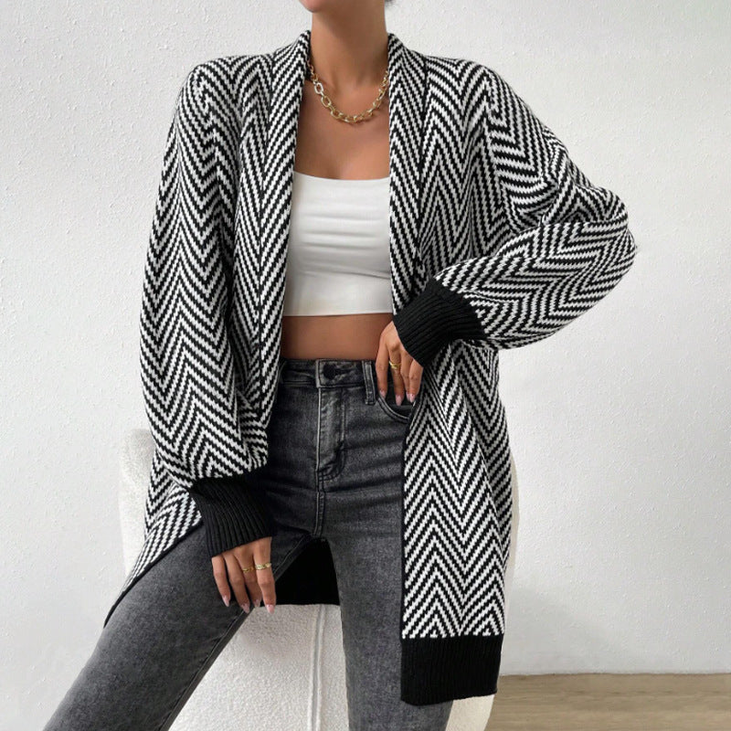 Damen langärmlige Strickjacke im modernen Chevron-Design R&B