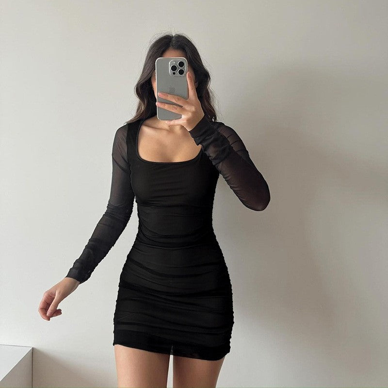 Damen figurbetontes Minikleid mit transparenten langärmeligen Einsätzen und Rüschendetails R&B