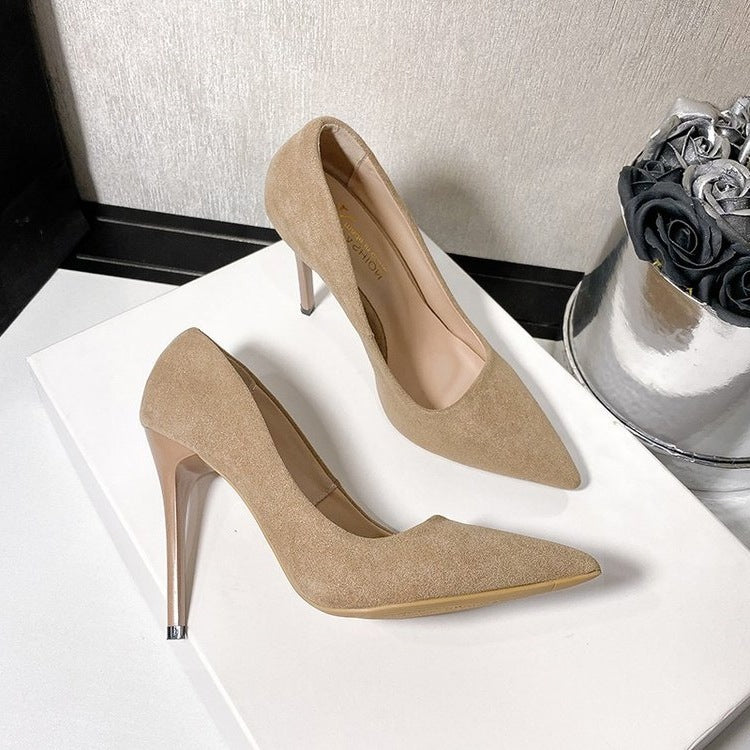 Damen elegante spitze Pumps mit feinem Veloursleder R&B