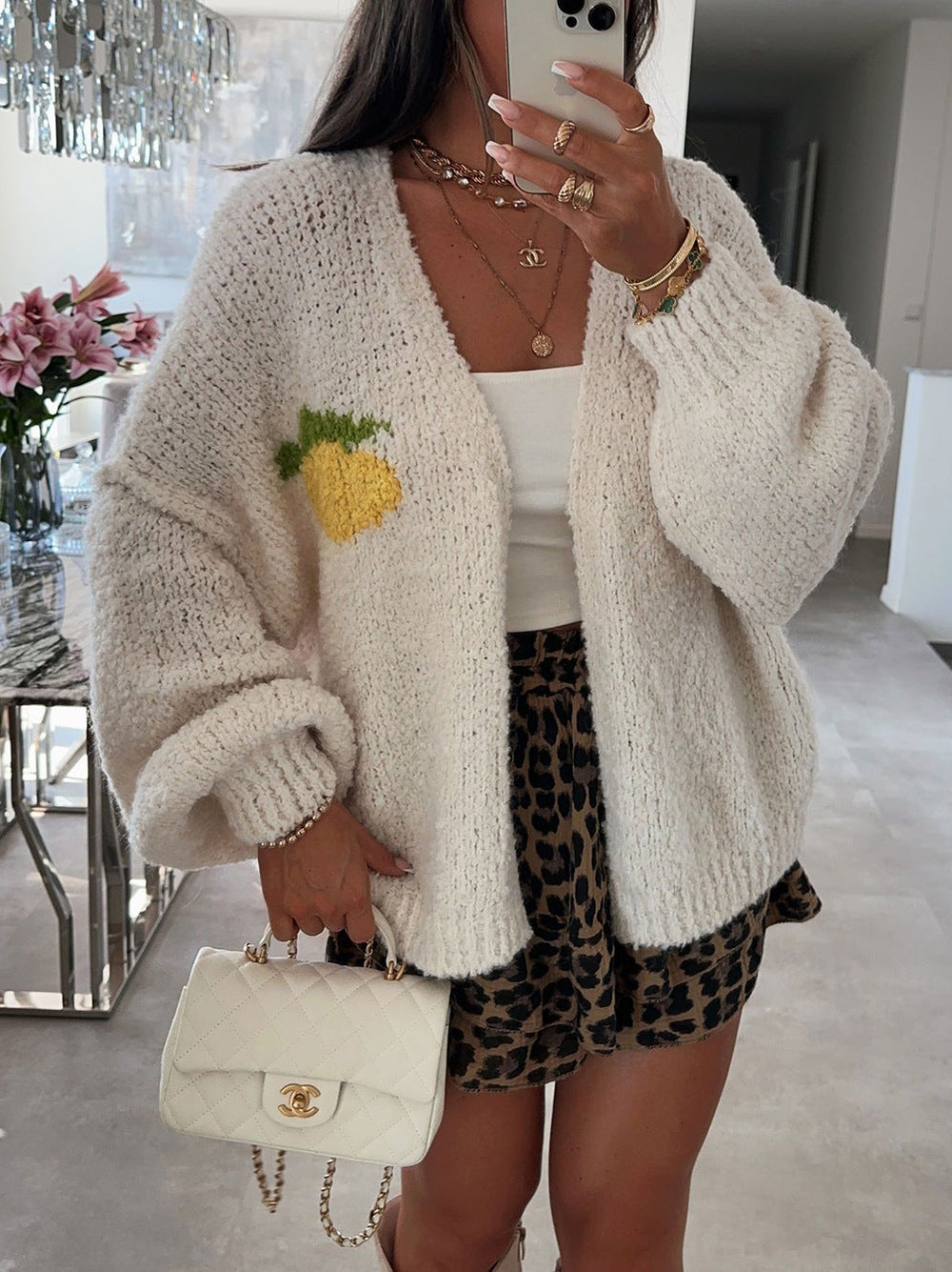 Damen Strickjacke mit fröhlichem Ananas-Motiv und oversized Schnitt R&B