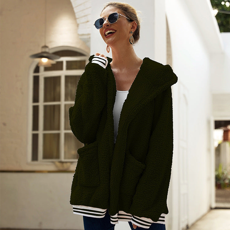 Damen kuschelige Fleecejacke mit Kapuze und seitlichen Taschen R&B