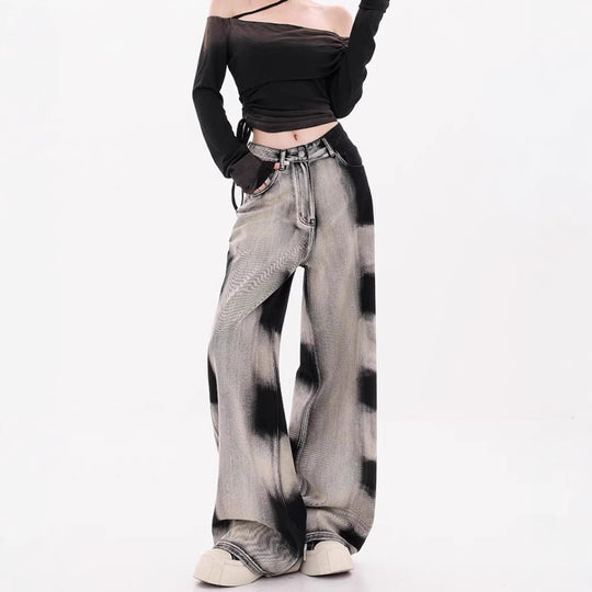 Damen Weite Designer-Jeans mit kreativen Batikmustern R&B