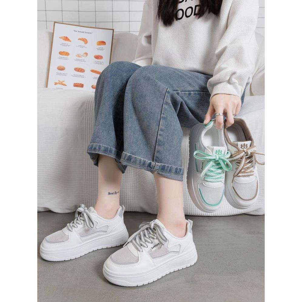 Damen Sportliche Sneakers mit luftiger Mesh-Oberfläche und dämpfender Sohle
