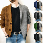 Herren Strickjacke mit modernem Strukturmuster und großen Knöpfen