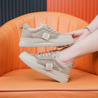 Damen Sneakers mit atmungsaktiver Mesh-Oberfläche und rutschfester Profilsohle R&B