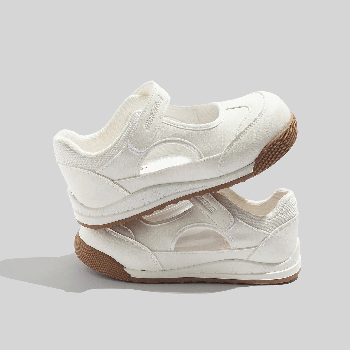 Damen Komfortable Slip-On Sneakers mit atmungsaktiver Mesh-Oberfläche und rutschfester Sohle