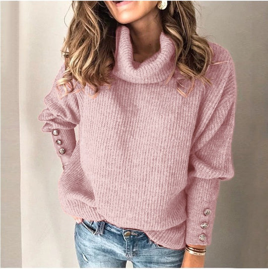 Damen Grobstrickpullover mit hohem Kragen und dekorativen Knopfdetails R&B