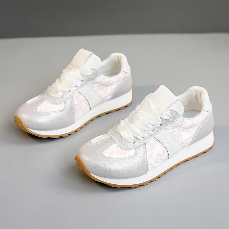 Damen sportliche Sneakers mit glänzenden Akzentdetails und atmungsaktiver Obermaterialstruktur R&B