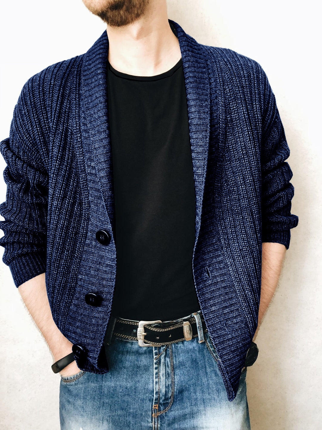 Herren Strickjacke mit modischem Schalkragen und praktischen Knöpfen R&B