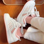 Damen Sportliche Sneakers mit praktischer Schnürung und atmungsaktiver Mesh-Oberfläche