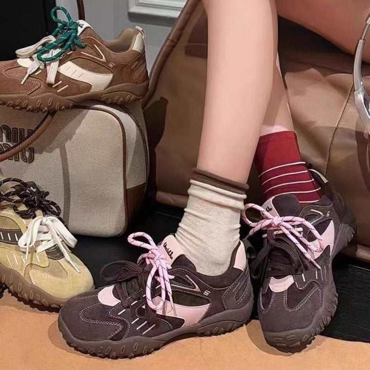 Damen Sportliche Sneakers mit innovativem Schnürsystem und flexiblem Sohlenprofil R&B