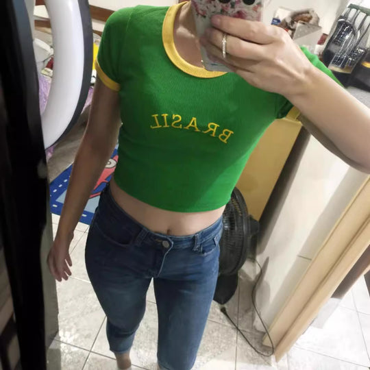 Damen Crop T-Shirt mit Brasil Schriftzug und bunten Akzenten R&B
