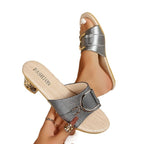 Damen Glamouröse Mules mit glänzendem Riemen und dekorem Absatz R&B