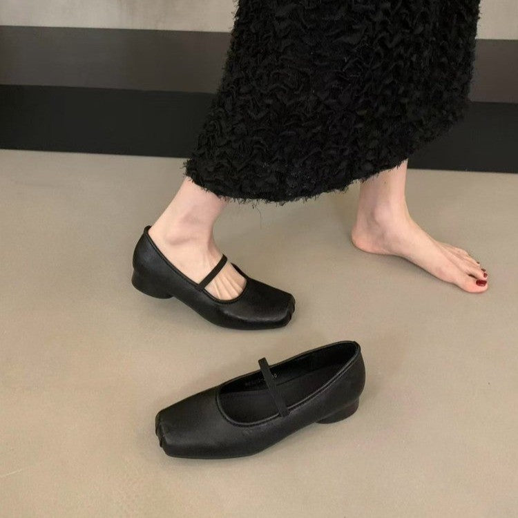 Damen Ballerinas mit elegantem Riemchen und komfortabler Passform R&B