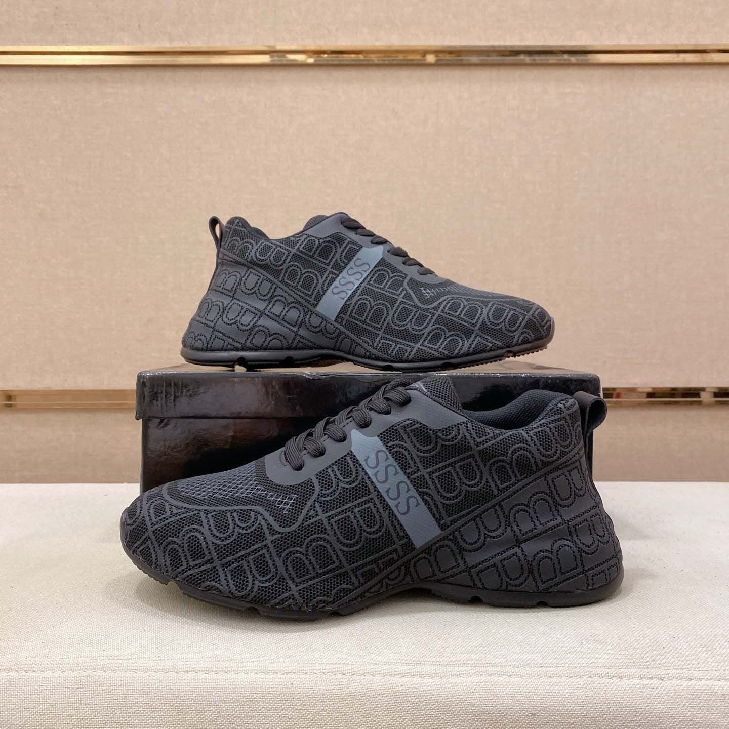 Damen Atmungsaktive Sport Sneakers mit rutschfester Sohle und innovativem Design R&B